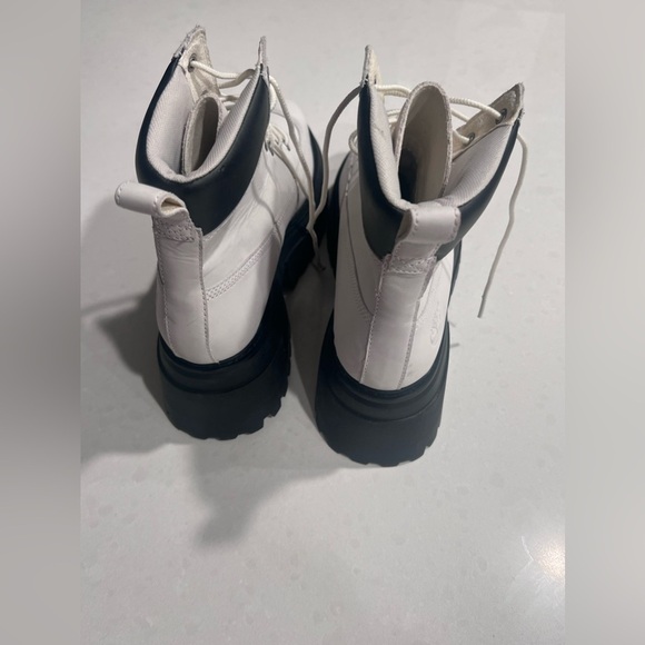 NEW Timberland SKY 6 Inch Lace Up‎ Platform Boots White Nubuck Size 8 Leather - Picture 7 of 10